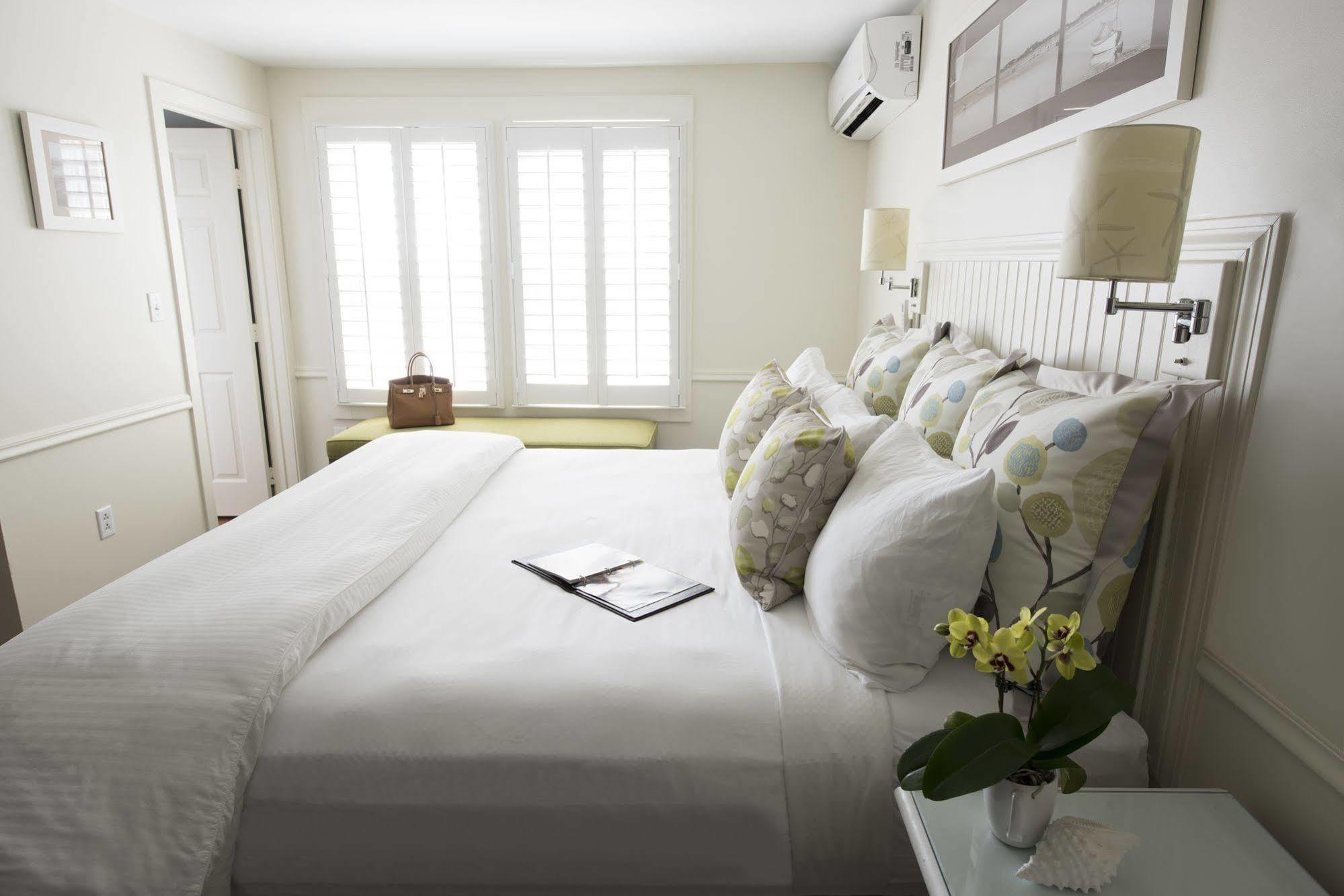 Vineyard Square Hotel And Suites Edgartown Ngoại thất bức ảnh